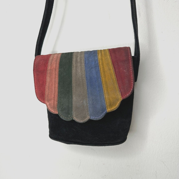 Cab Blanche Shell Canteen Black Suede Rainbow Clamshell Fold Crossbody Purse - Picture 2 of 16
